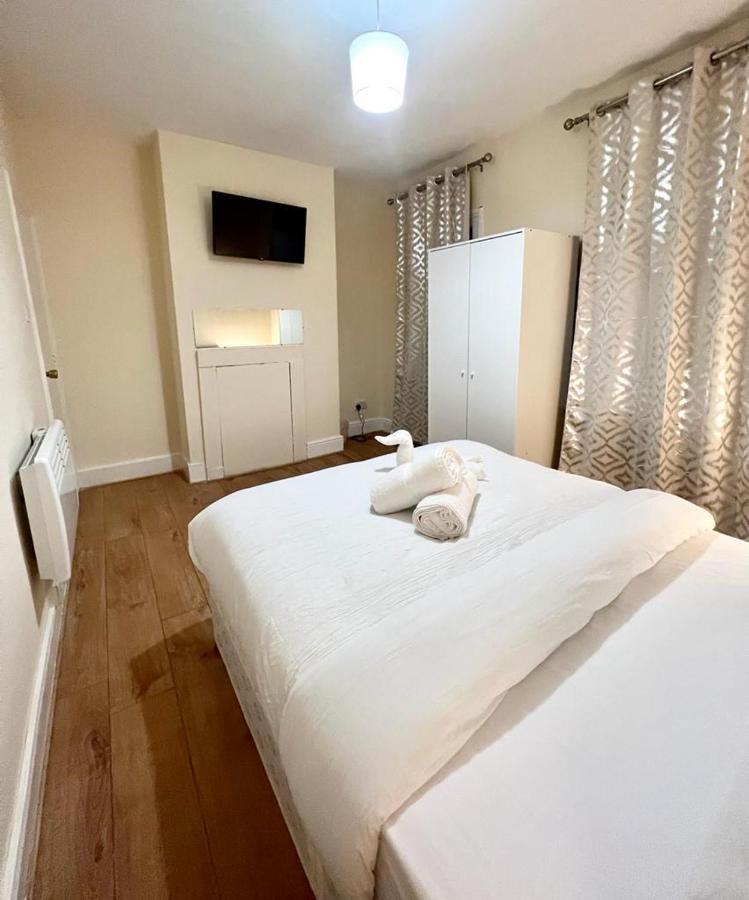 Apartament Studio Flat In Colliers Wood Londyn Zewnętrze zdjęcie